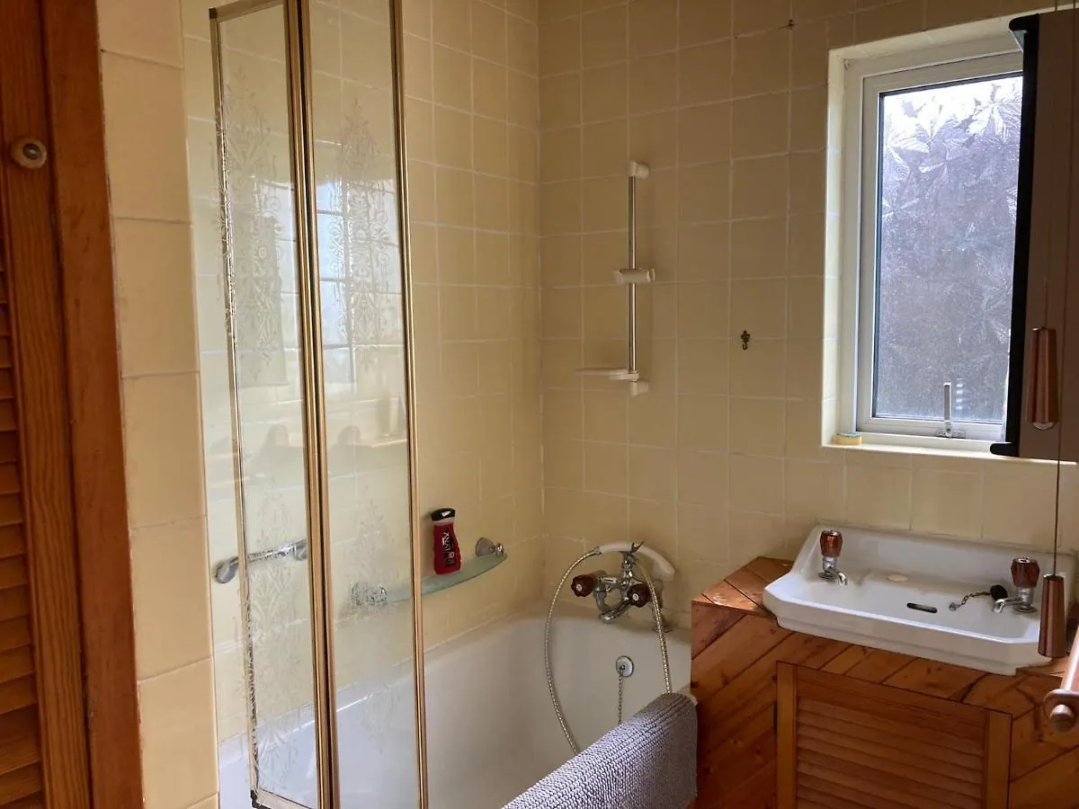 Ailes Apartment - Free Parking Belfast