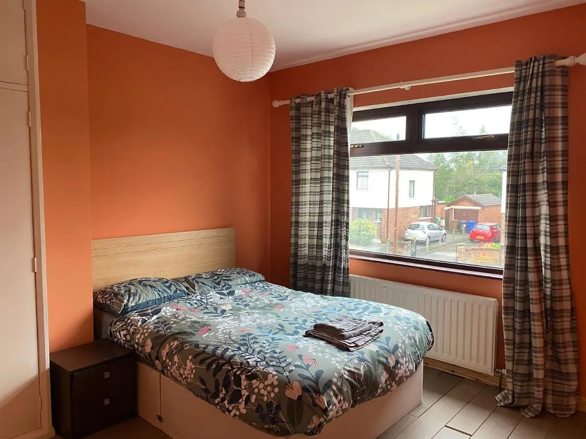 Ailes Apartment - Free Parking Belfast United Kingdom